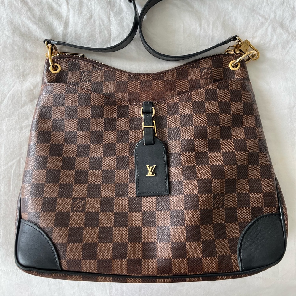 Louis Vuitton Odeon NM PM Damier Leather Shoulder
Bag